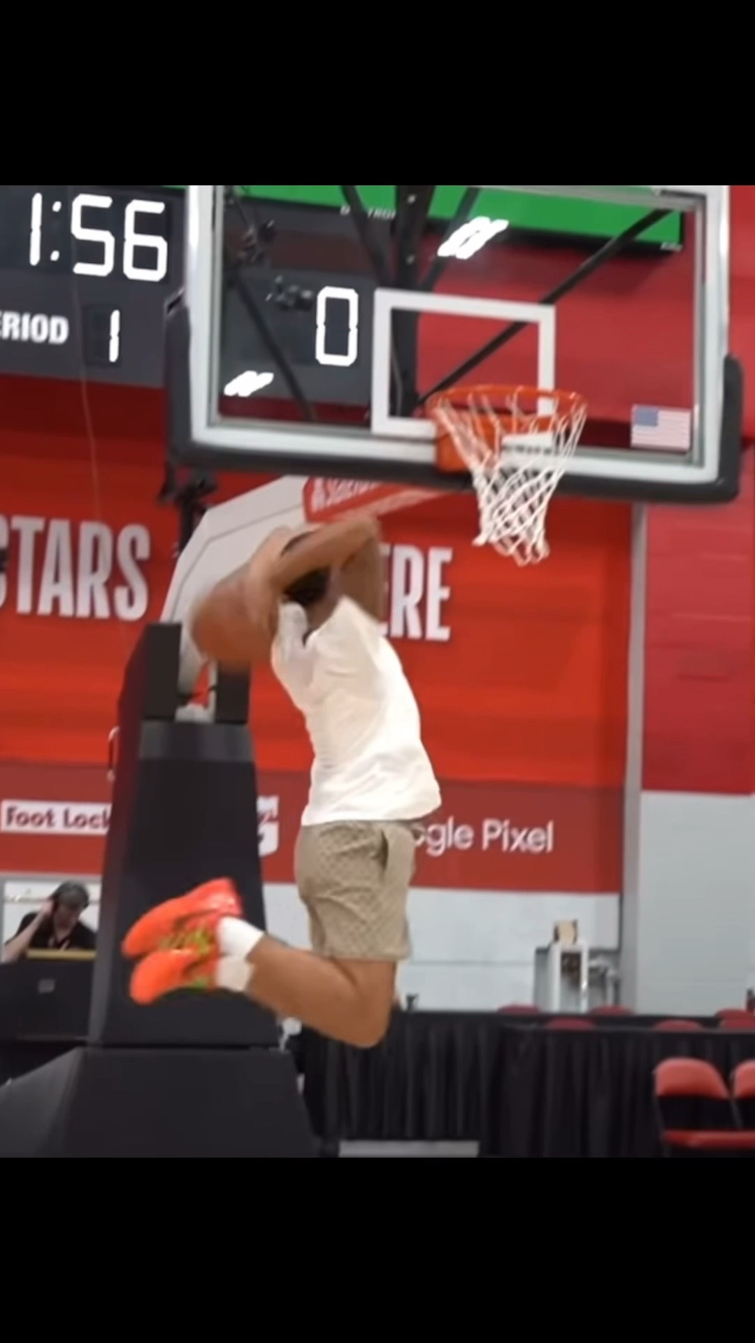 NBA DUNK CONTEST VS PRO DUNKER!!