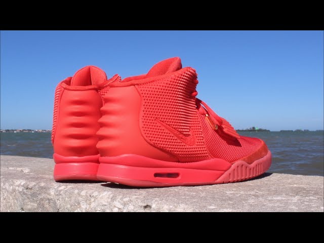 mundstykke udsagnsord hø Nike Air Kanye West Yeezy 2 Red October - Attention to Detail - YouTube