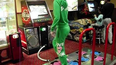 ME BEING BAD AT JANET JACKSON DDR