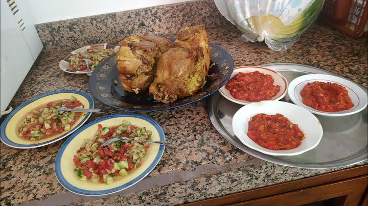 الدجاج مبخر في الكساس كيجي على حقو وطريقو