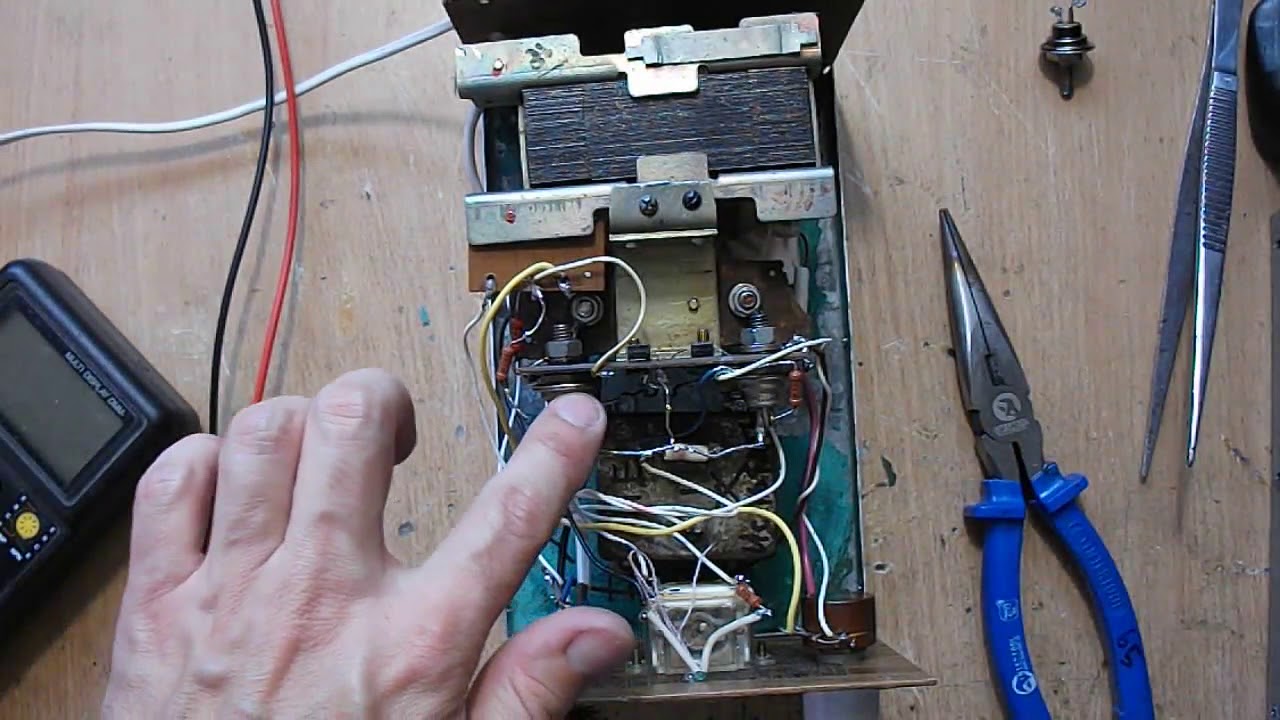 Как самостоятельно отремонтировать зарядное устройство для автомобильного аккумулятора