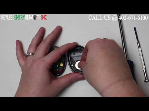 How To Replace A 2006 - 2010 Hummer H3 Key Fob Battery