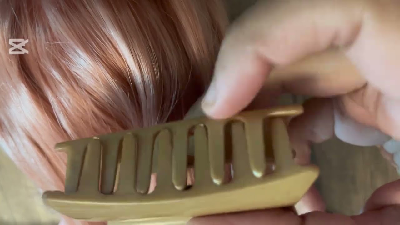 ASMR 🤍✨ عناية بالشعر | تدليك مريح وتمشيط ناعم 🪮مع اصوات العلكة 