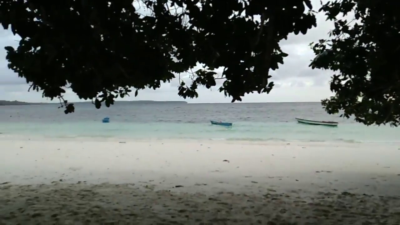 Pantai di Kepulauan Kei - Desa/Ohoi Wab - Maluku Tenggara