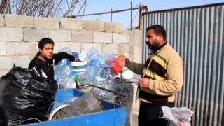 Ekmeklerini Çöpten Kazanıyorlar