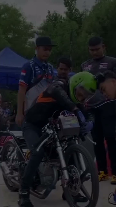 Abakura ft Wildan Kecil tampil di kelas super open ffa dragbike Malaysia🇲🇾