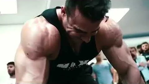 Rafael Brandao in the gym