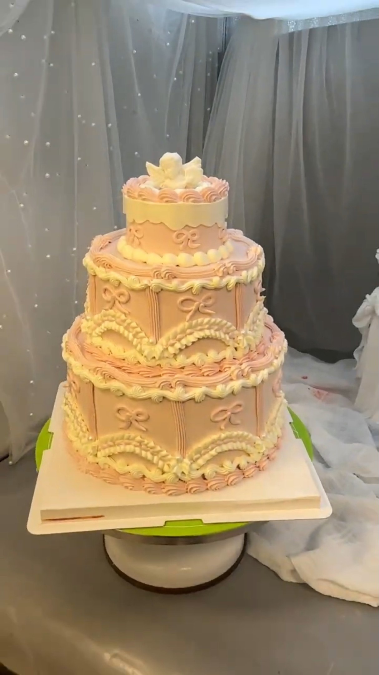 making process cakewipe technical training handheld Teaching celebrity cakeThe third floor is coming