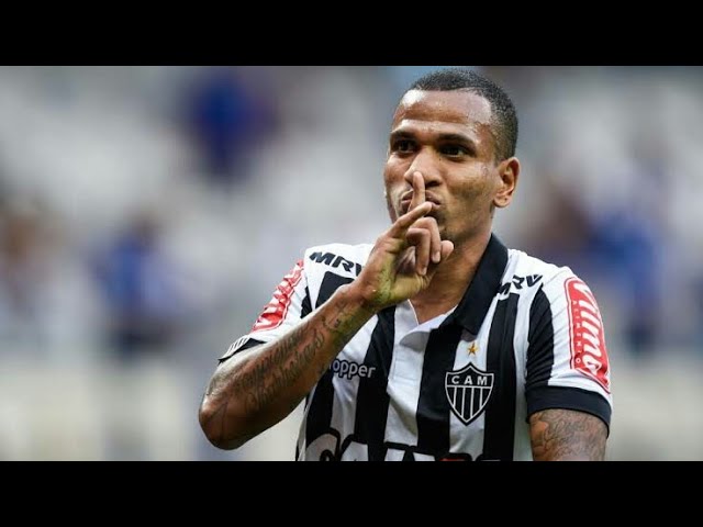 Com 2 de Ricardo Oliveira, Atlético-MG bate o Danubio e avança na  Libertadores