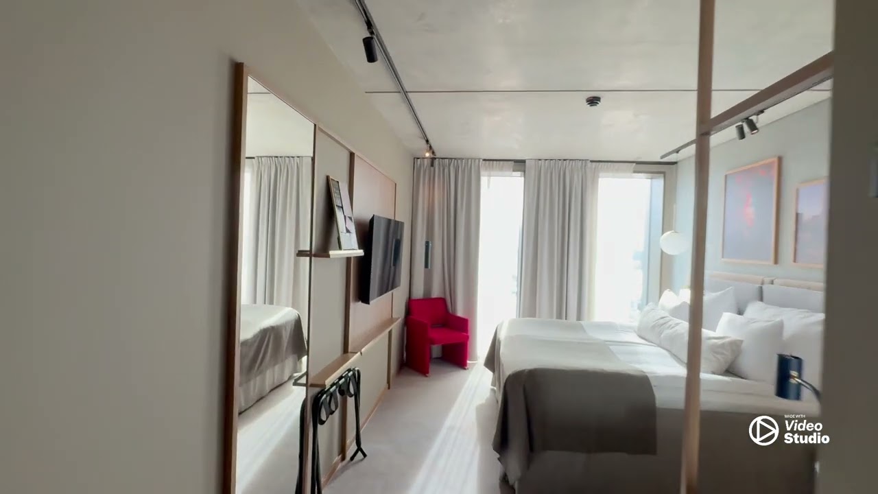 Come with us to visit the Clarion Draken Hotel in Gothenburg in Sweden. 🇸🇪