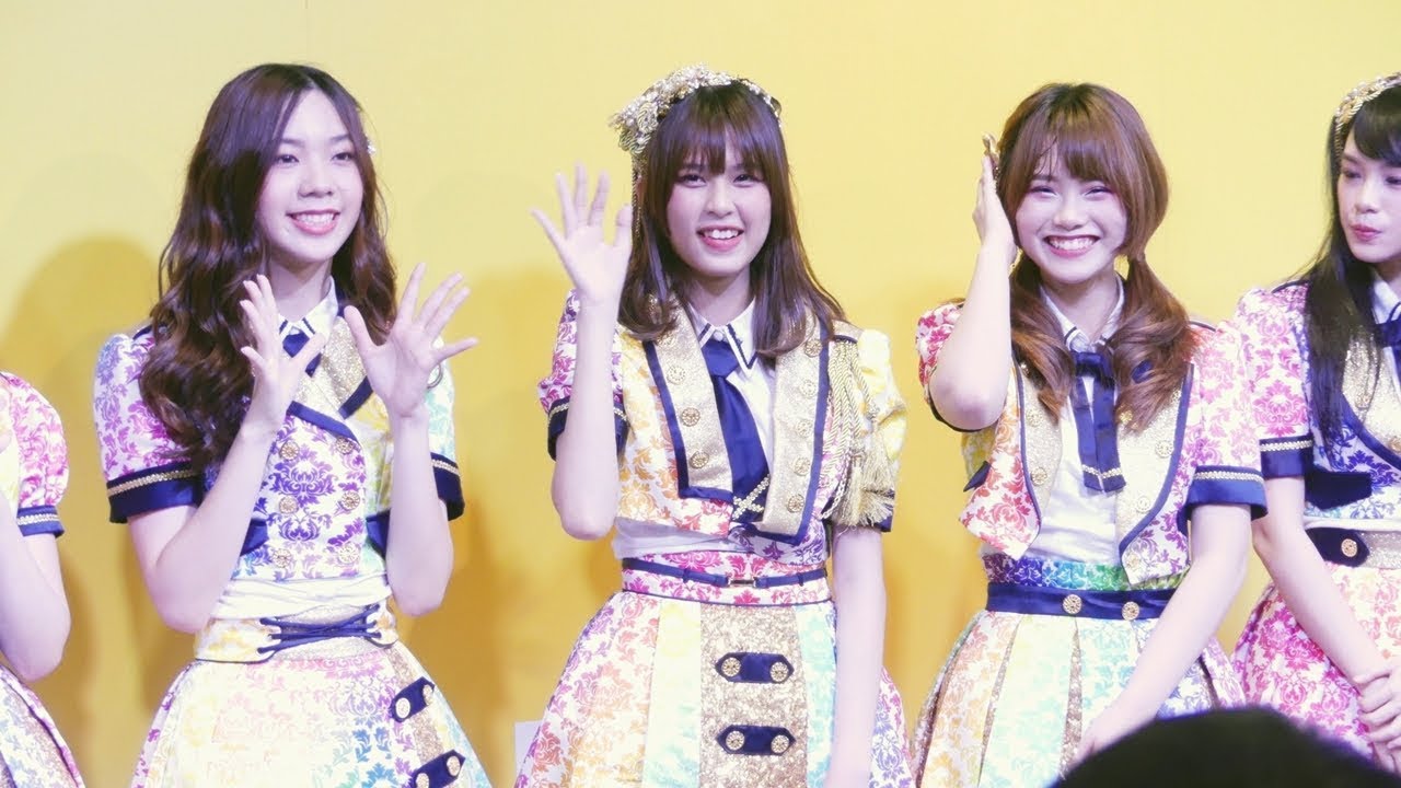 [FANCAM]BNK48 @งาน Make the Future Thailand