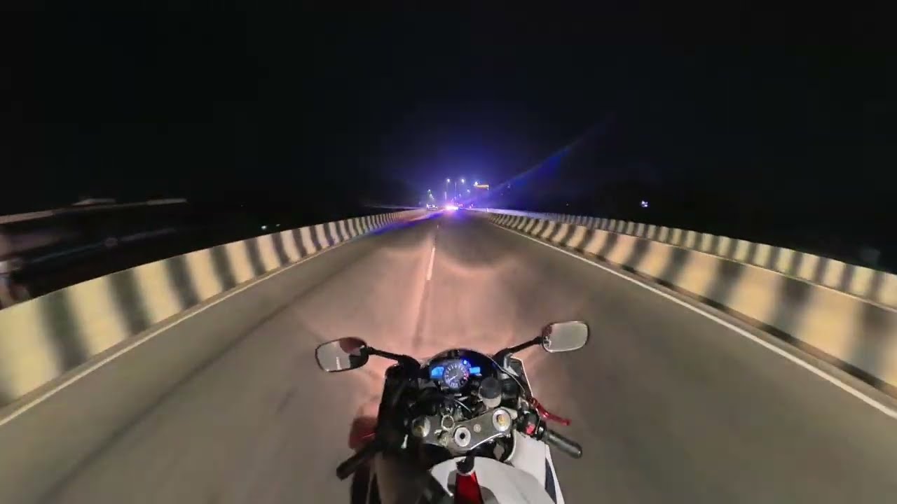 Early Morning Ride on a 2007 Yamaha YZF-R1