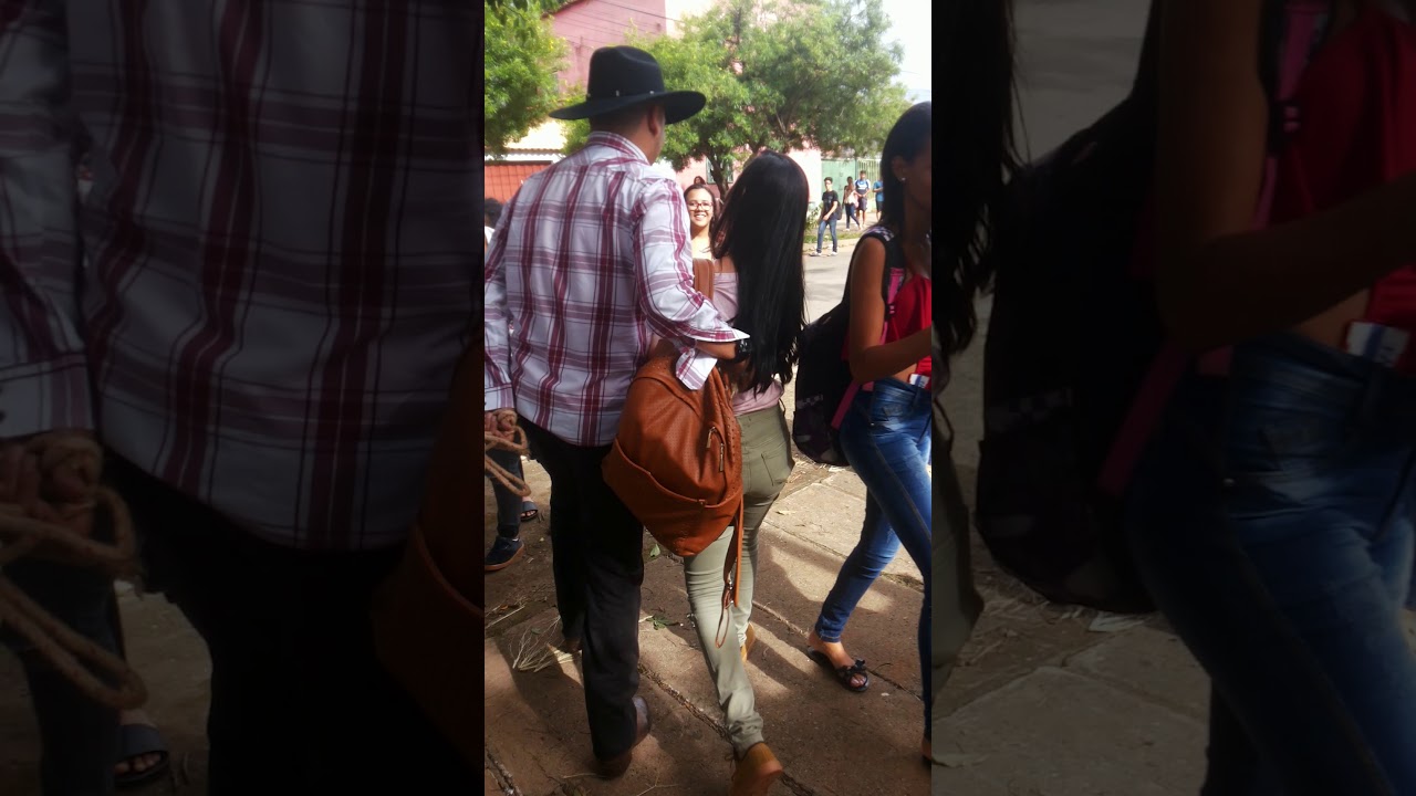 Pai busca filha na escola com estilo. Bora pra casa Karol!!!