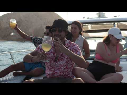 Yacht SEA RAY in Cabo available for rent, improve your vacations in Los Cabos.