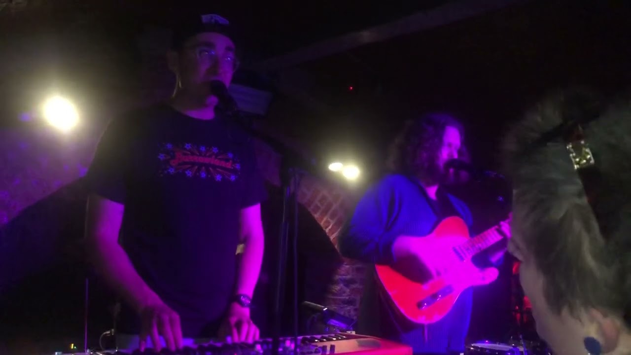 Alt-J “Get Better” @ EBGB’s Liverpool 14/05/22