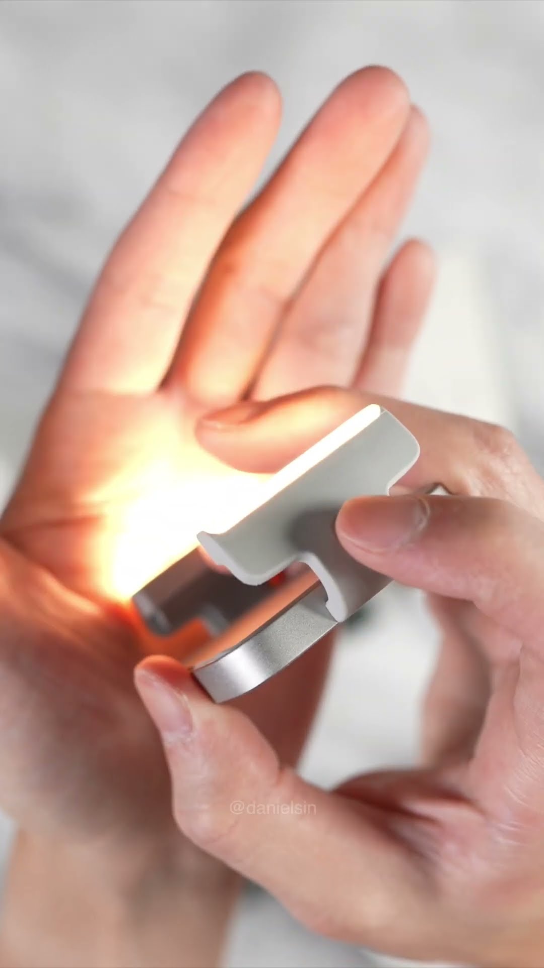 DJI Light Clamp for the Osmo Mobile 6 Unboxing! - YouTube