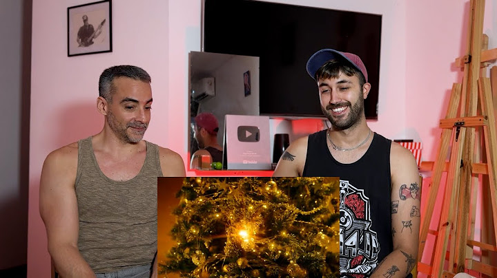 Bobby Helms, Maria Becerra - Jingle Bell Rock (Official Video) // Disgusting Reacciona