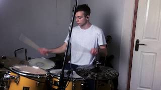 Multi Instrumentalist Joe Bateman - Live Looping - She Called Me Crazy