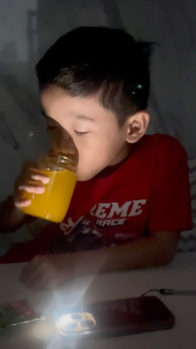Keizo drinks turmeric from experiments⁉️😱