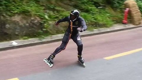 Moritz Nörl - Magic Slide Into Hairpin - Lausanne 2014