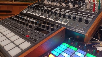 Bassline for minimal techno, Arturia Minibrute 2S what a beast, DSI Tempest, Akai APC 40