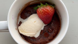 Chocolate mug cake in 1 min | eggless microwave full-text recipe:
https://www.harshitakitchen.com/2020/06/eggless-chocolate-mug-cake-in-1-m...