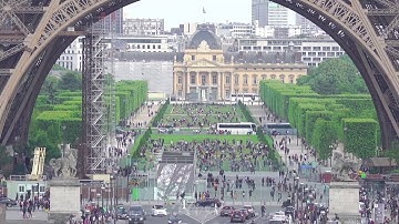 Eiffel Tower and Daytime Traffic. Zoom Out