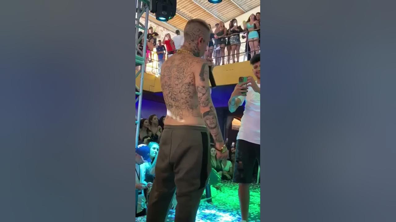 MC Daniel cantando Cavalo de Tróia | MC Kevin #shorts