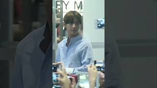 Достоинство и восхищение - это Тэхён ♥️ #bts #taehyung