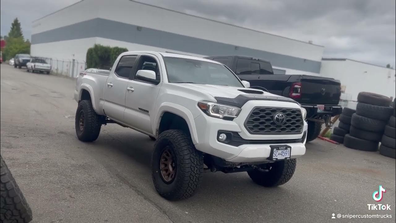 Toyota Tacoma 6" Full Suspension Lift kit - YouTube