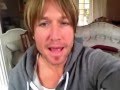 Keith Urban - Urban Chat: Scotland Studio (Extra)