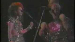 The B-52s - Dry County (Shoreline Amphitheater, 8-17-1990)