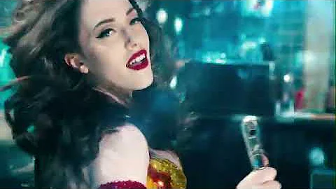 '2 Broke Girls' 2013 Super Bowl Commercial -- What's the Song?