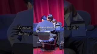Woosan kissing at fansign thought we wouldn't notice 😳🤳 #ateez #woosan #wooyoung #san