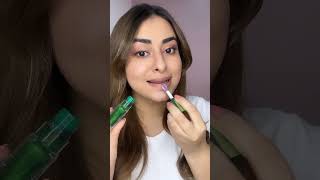 Kylie Jenner’s GREEN lipgloss!