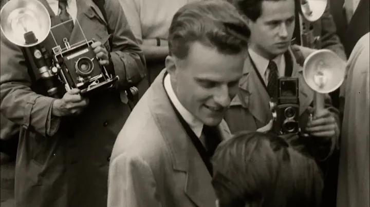 The Story of How Billy Graham’s Ministry Began
