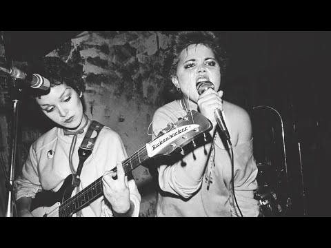 The Go-Go’s - Cool Jerk (Soundcheck, Summer Tour 2012)
