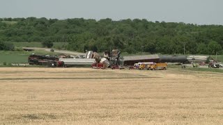 RAW VIDEO: Video of the scene from the Poweshiek County train derailment