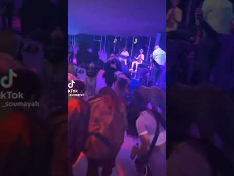 المغنية أمريكية شهيرة كاميلا كابيلو ترقص على شعبي المغربي