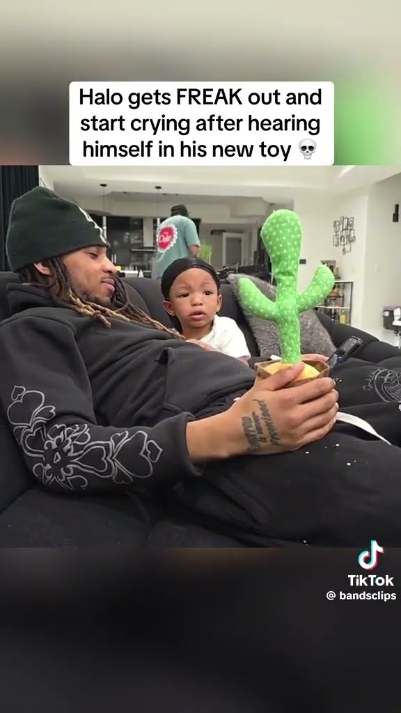 Halo gets freaked out hearing himself in this toy #hoodnews #ddg #halo #cactustoy #cactus #lol #how