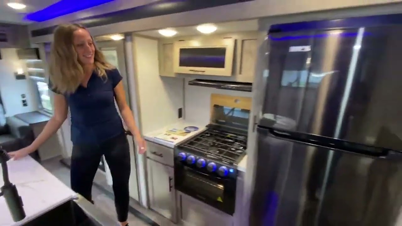 2022 Forest River Alpha Wolf 26RL-L Autos RV For Sale in Clearwater, Florida