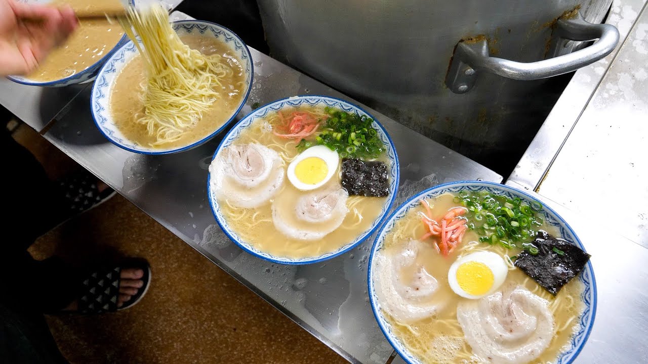 驚異的な人気を誇る焼めし爆売れラーメン食堂がヤバすぎた丨THE BEST Ramen in Fukuoka