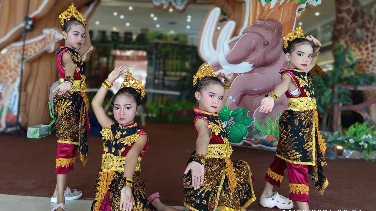 Tari Gandrung bandung (A.S.S.MALL BREBES) 14 Feb 2026