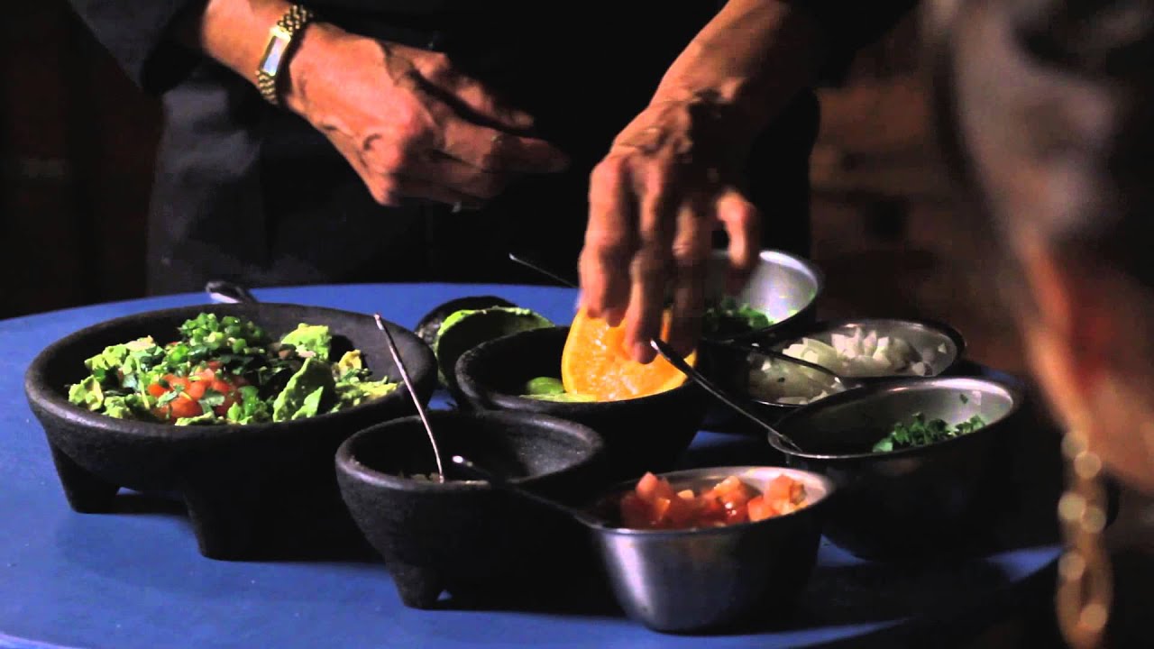 Su Casa Restaurant's World Famous Tableside Guacamole! YouTube