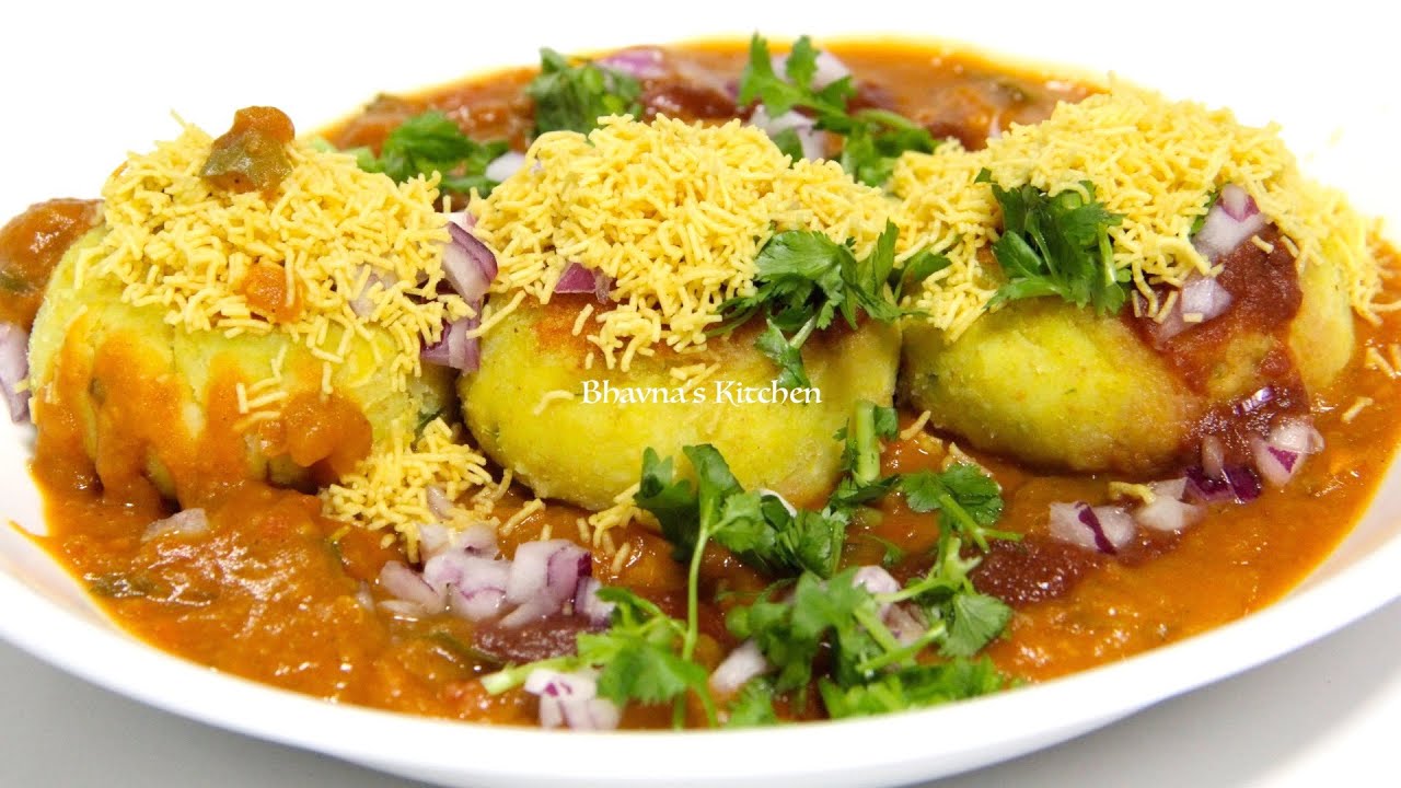How to make Ragda Petis Video Recipe | Potato Patties in Dry Peas Curry Bhavna