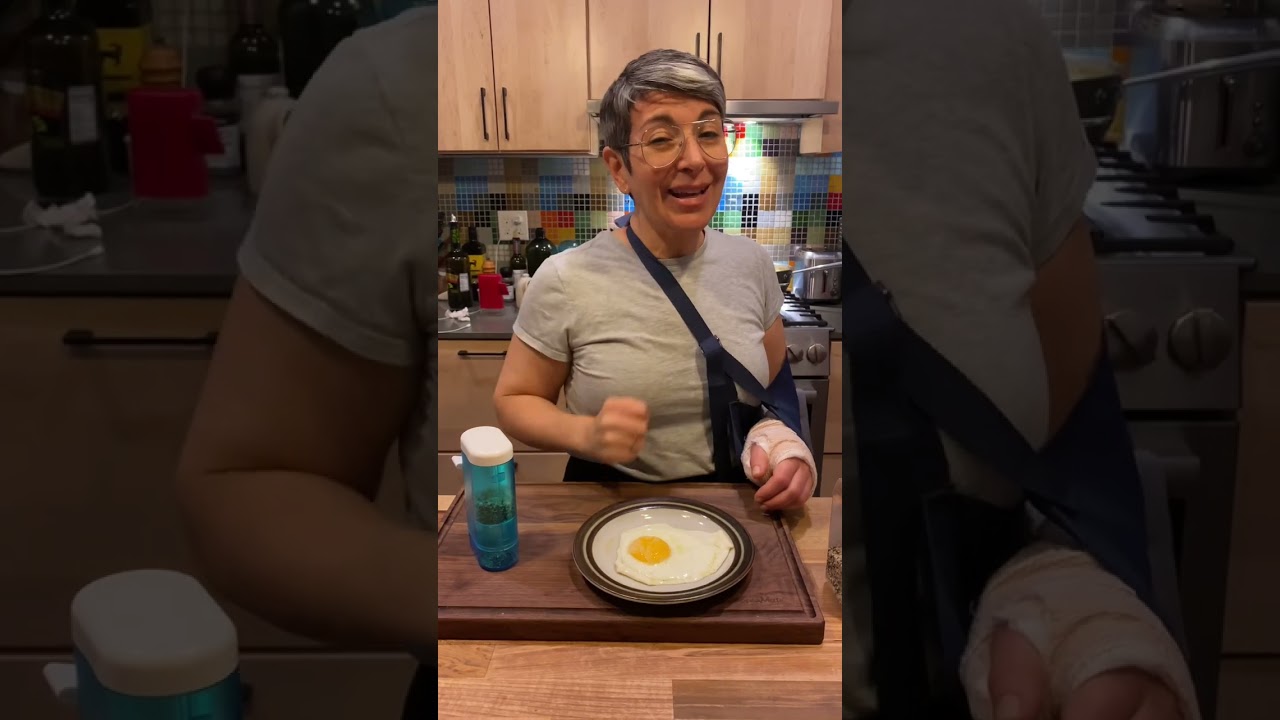 Smart way to use everything bagel spice! 