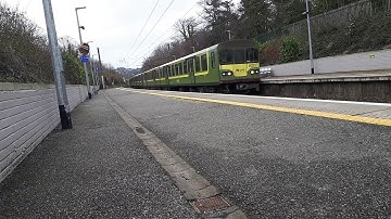 DART arriving at Shankill Station 19/2/19