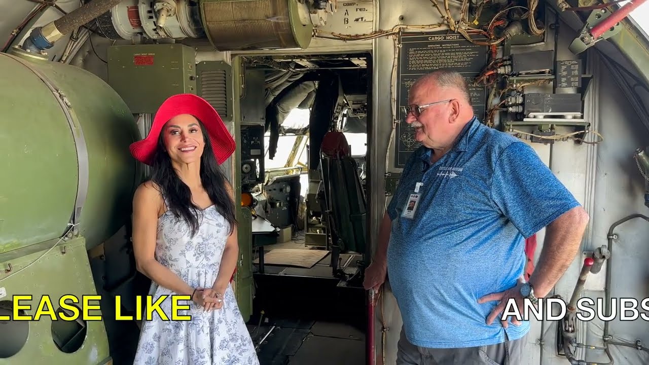 Внутри самолета Boeing KC-97 