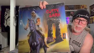 Show 'N Tell vinyl finds to Nobody's Vault But Mine - Ep.14 #vinyl #love #music #new #rock #vc 🤘🏻🤘🏻🍻