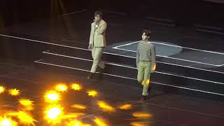 NU'EST 뉴이스트 Day 1 in NY 2019.07.06 BAEKHO 백호   MINHYUN 민현 Lost Stars Cover [HD fancam 직캠]